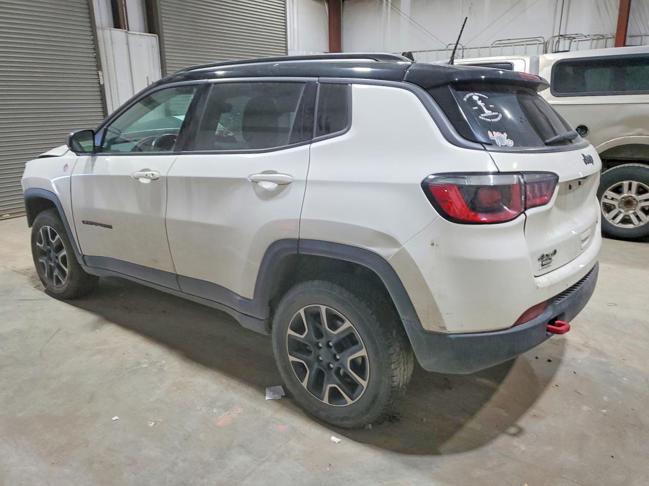 2020 Jeep Compass Trailhawk - Image 2