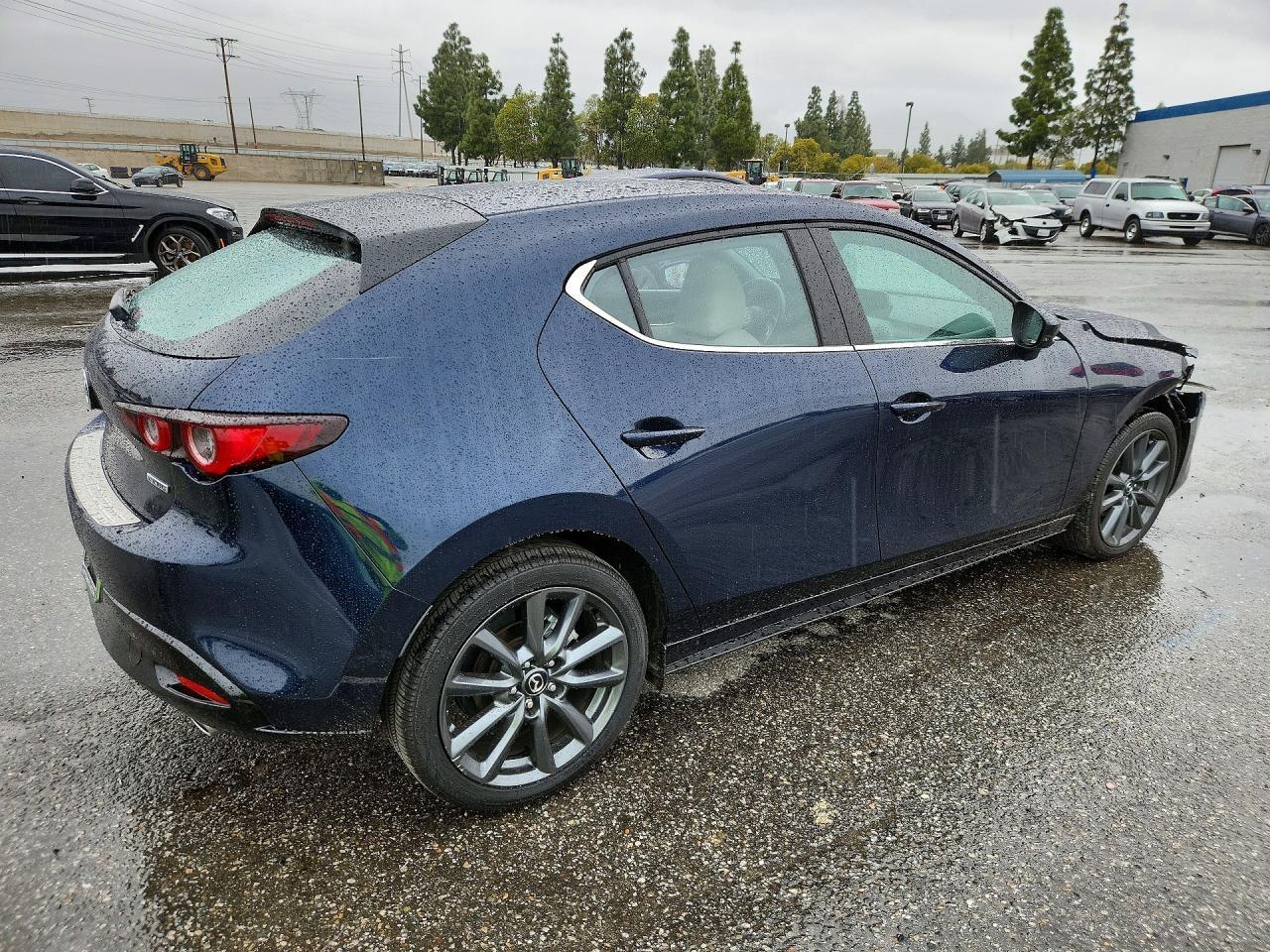 2024 Mazda 3 Preferred - Фото 3