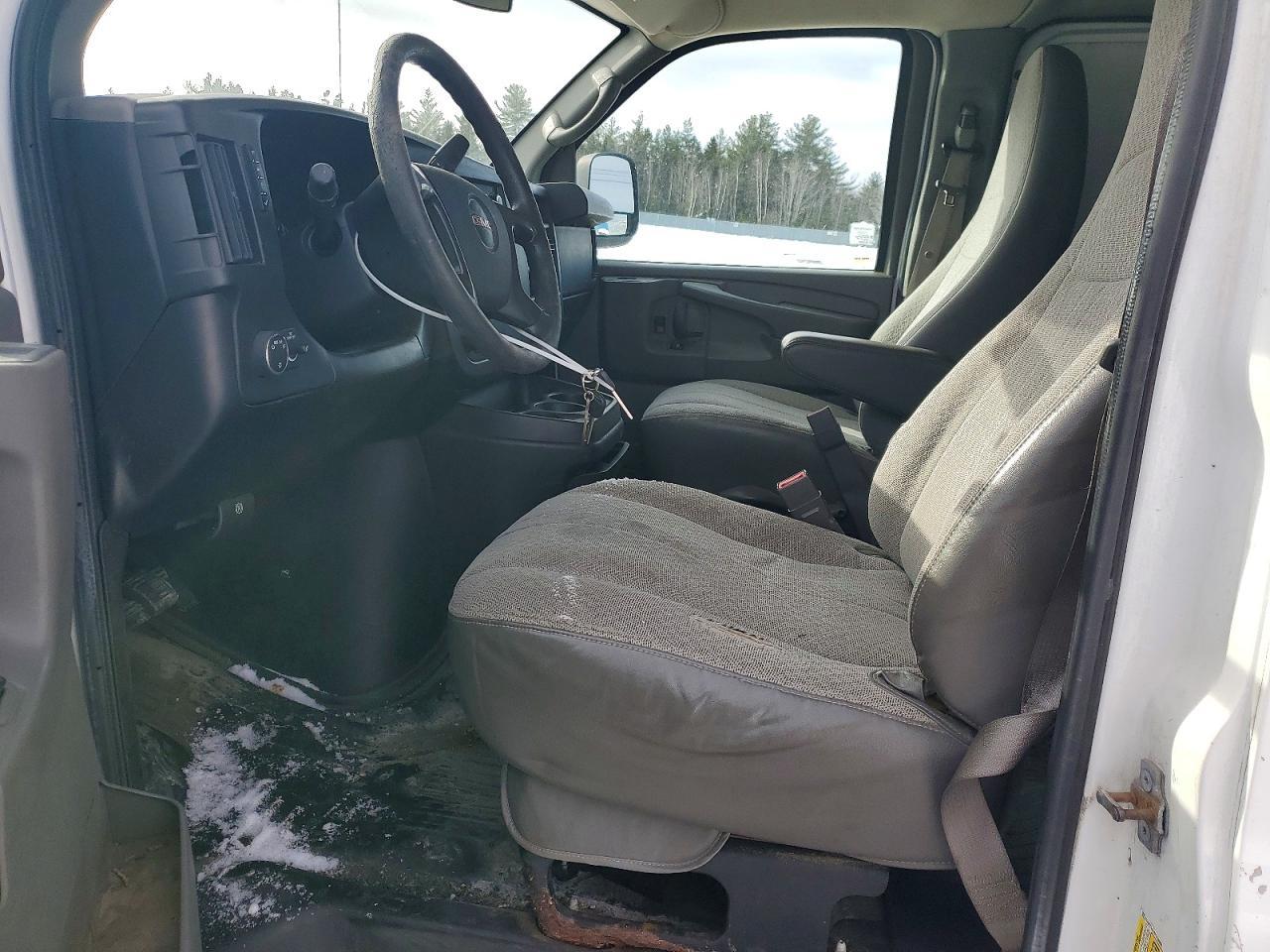 2015 GMC Savana G2500 - Фото 7