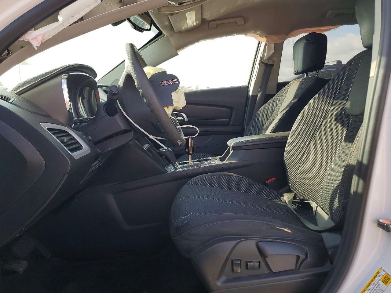 2017 GMC Terrain - Image 7