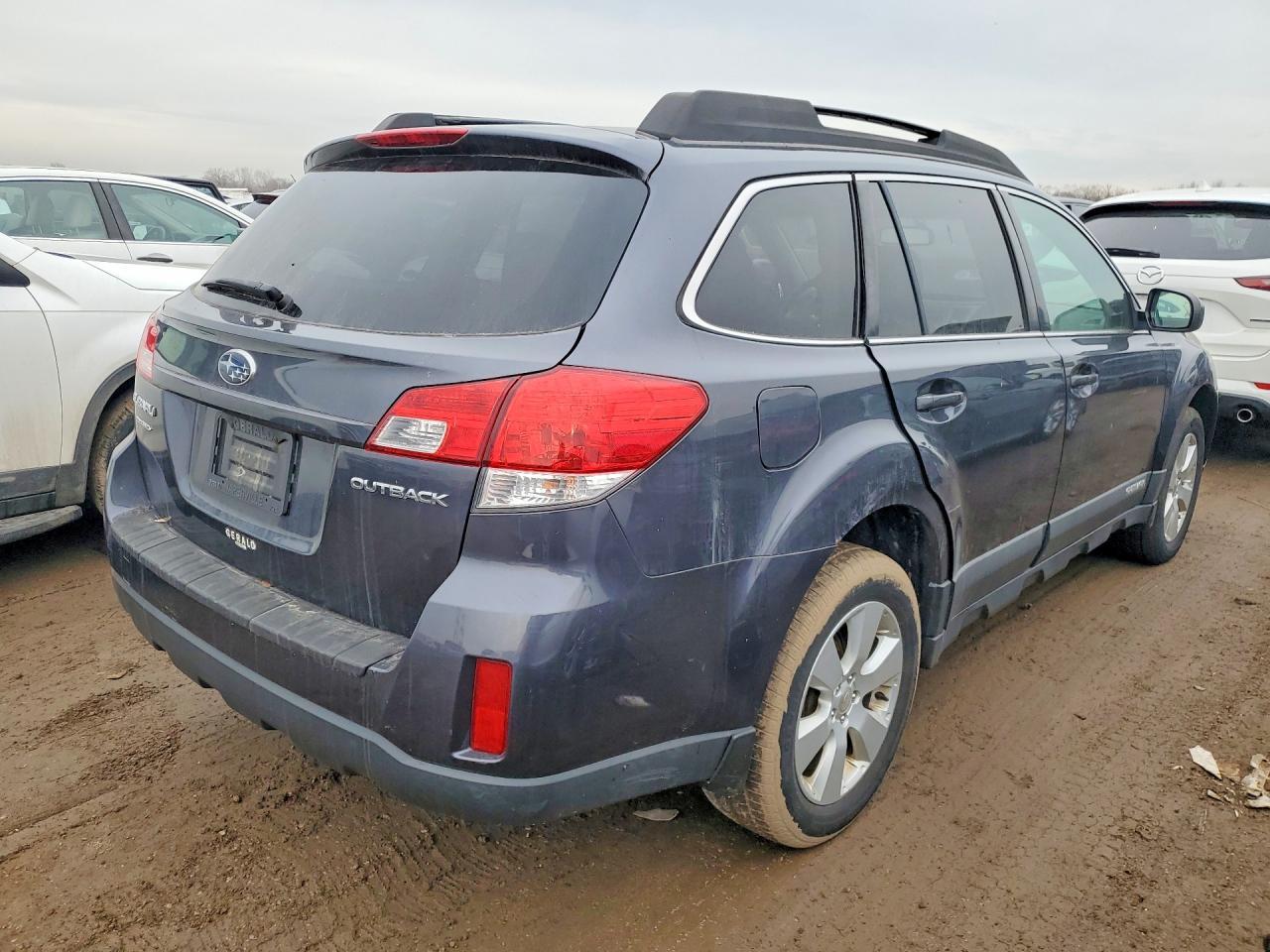 2011 Subaru Outback 2.5I Premium - Фото 3