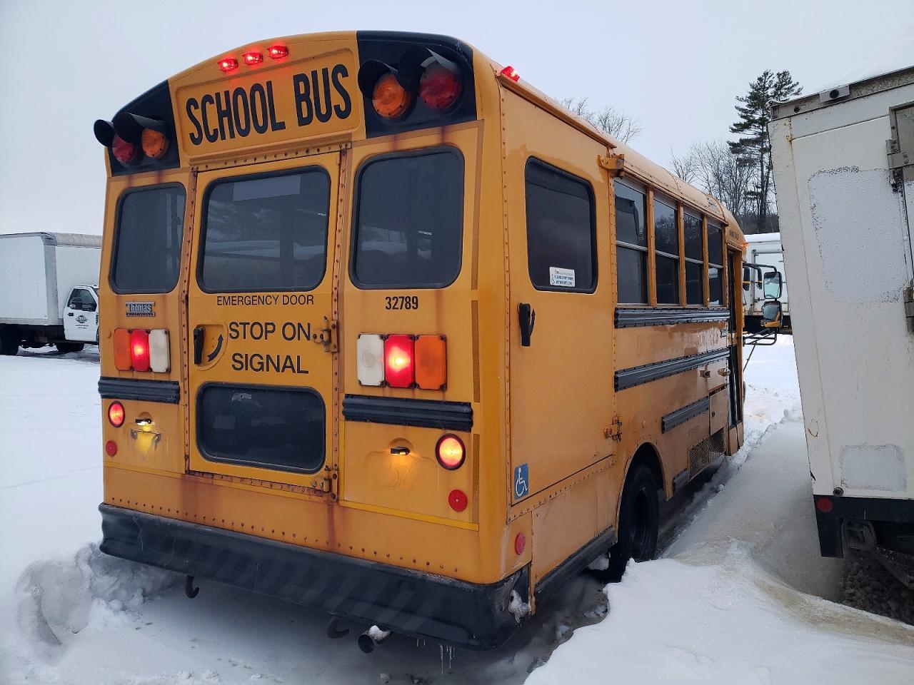 2014 Thomas Minotour G3500 - School Bus - Фото 4
