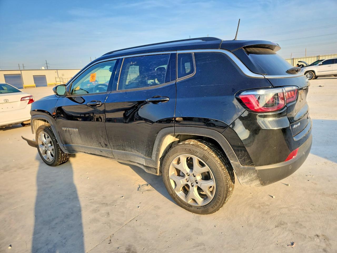 2022 Jeep Compass Limited - Фото 2