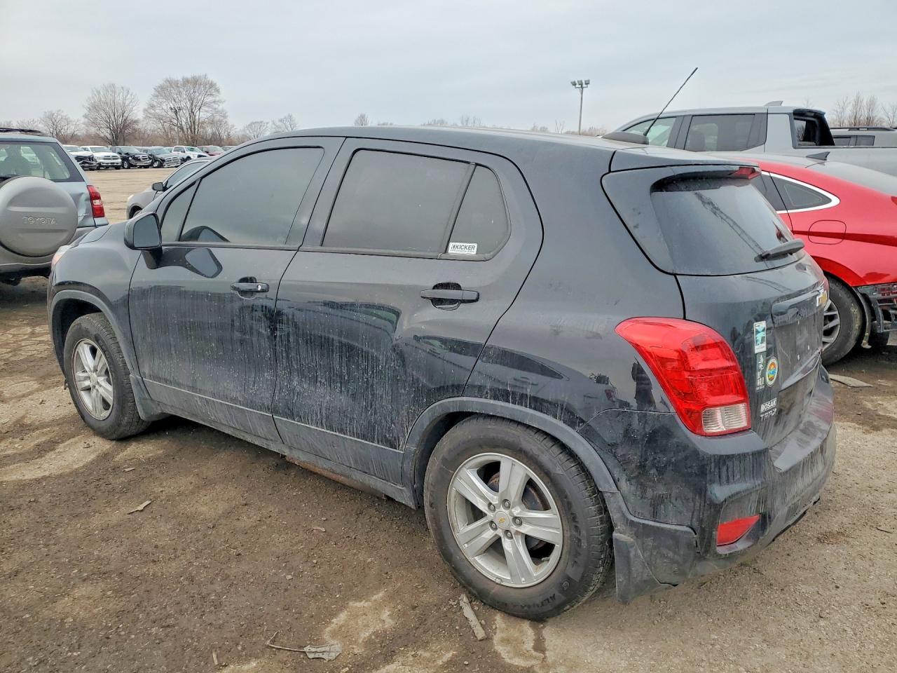 2020 Chevrolet Trax Ls - Image 2