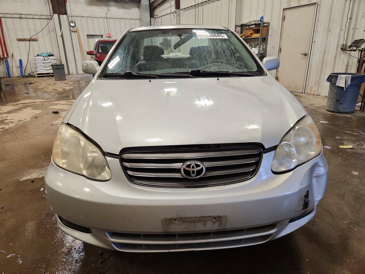 2003 Toyota Corolla Le - Image 5