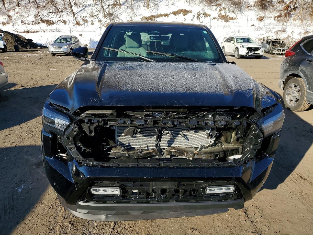 2024 Toyota Tacoma Double Cab - Image 5