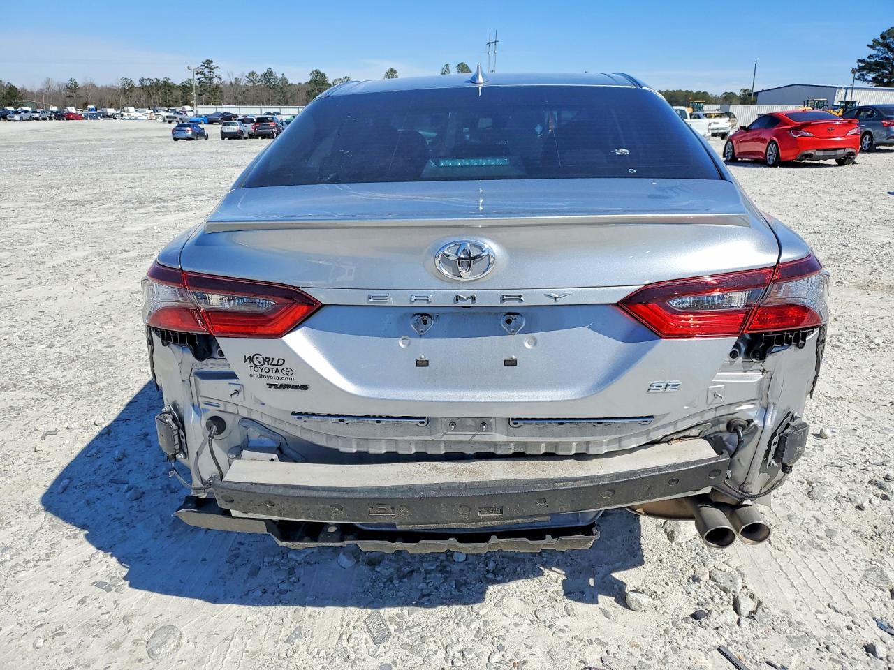 2024 Toyota Camry Se - Фото 6