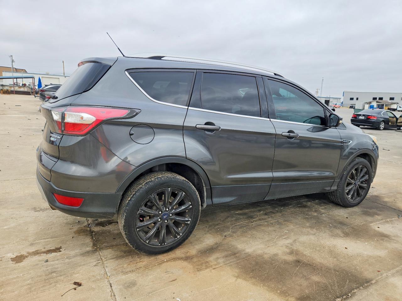 2017 Ford Escape Titanium - Фото 3