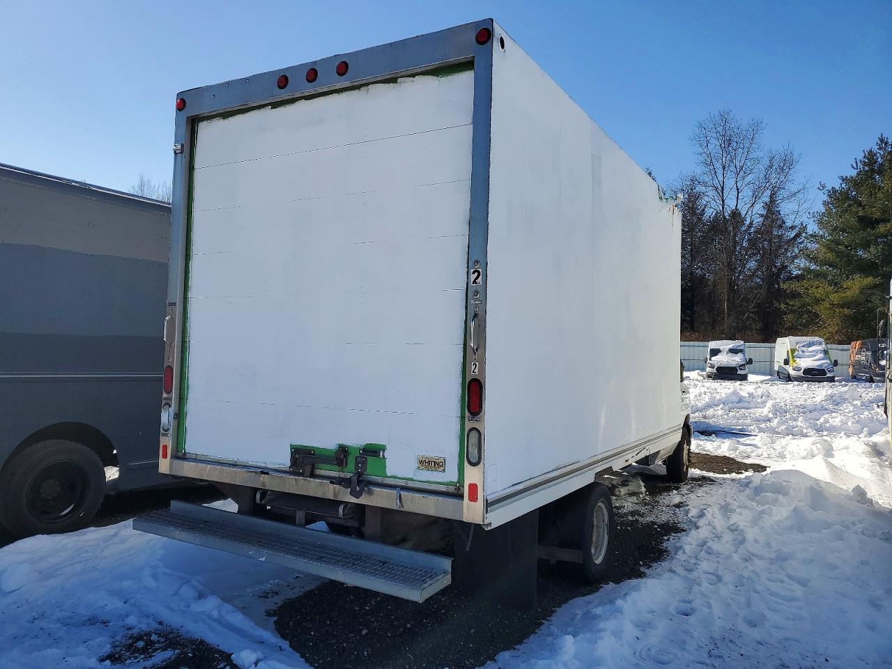 2015 Ford E-350 - Box Truck ** Runs & Drives * Prior Fleet ** - Фото 4