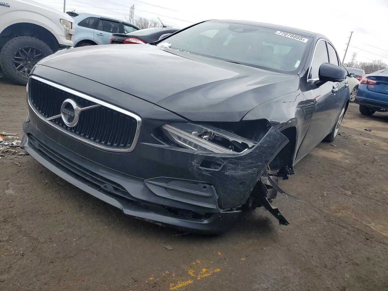 2018 Volvo S90 T5 Momentum