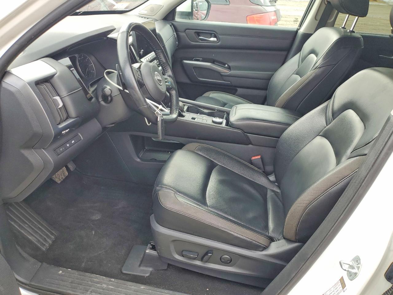 2023 Nissan Pathfinder Sl - Image 7
