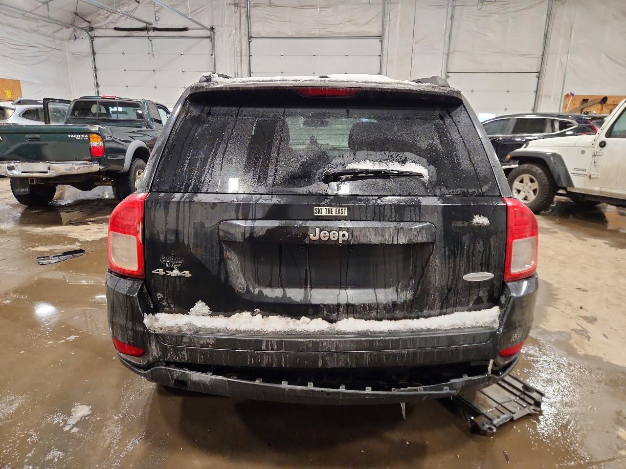 2011 Jeep Compass Sport - Фото 6