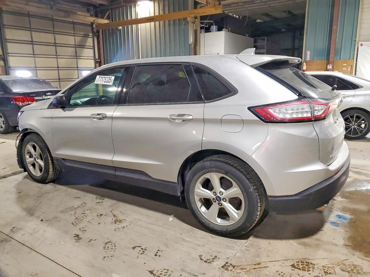 2015 Ford Edge Se - Фото 2