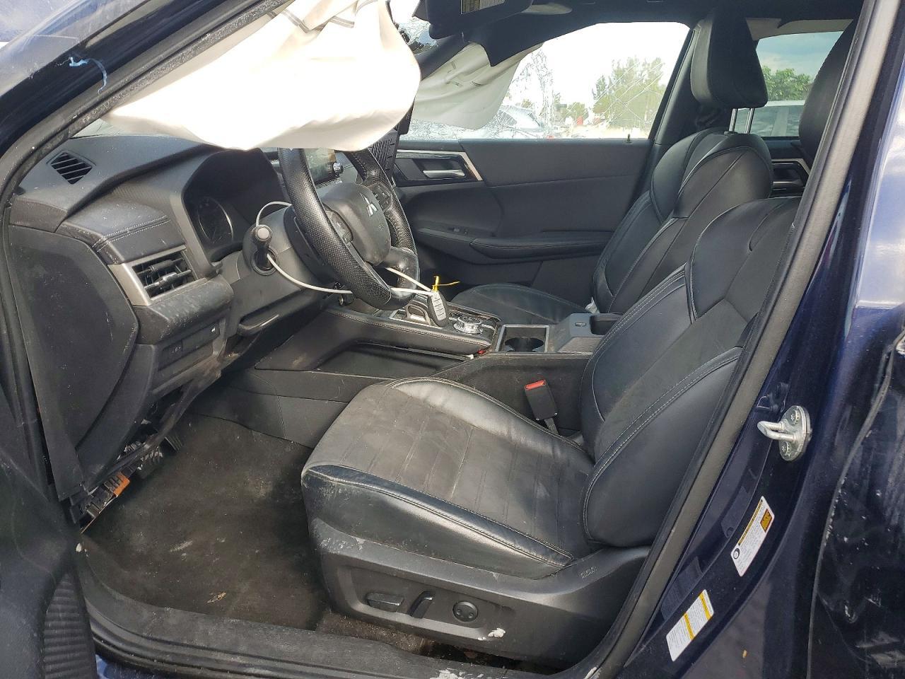 2022 Mitsubishi Outlander Se - Image 7