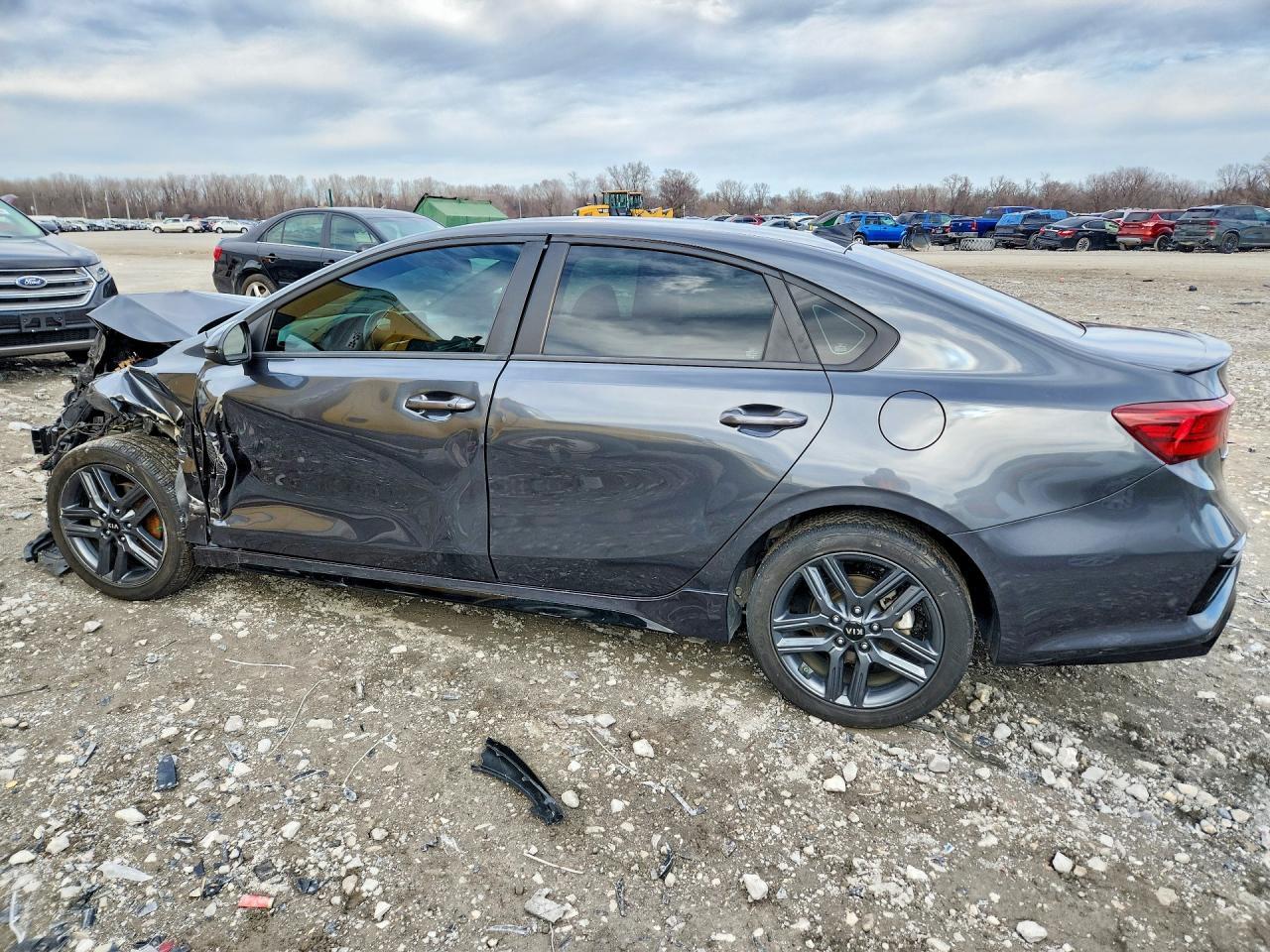 2021 Kia Forte Gt-Line - Фото 2