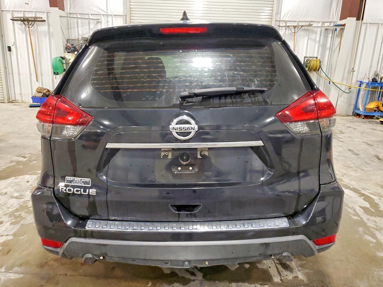 2017 Nissan Rogue S - Фото 6