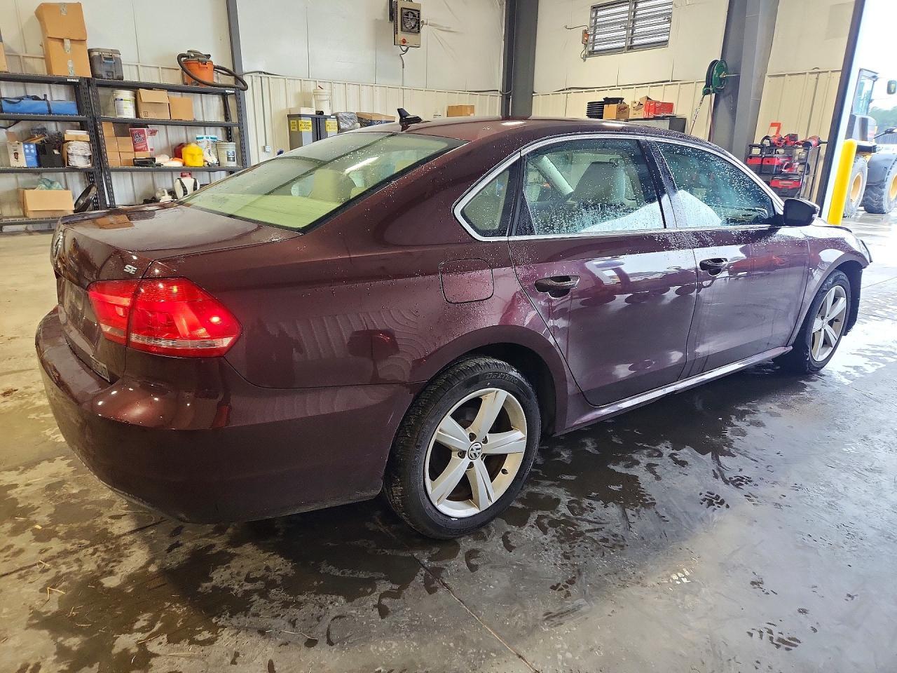2014 Volkswagen Passat Se - Фото 3