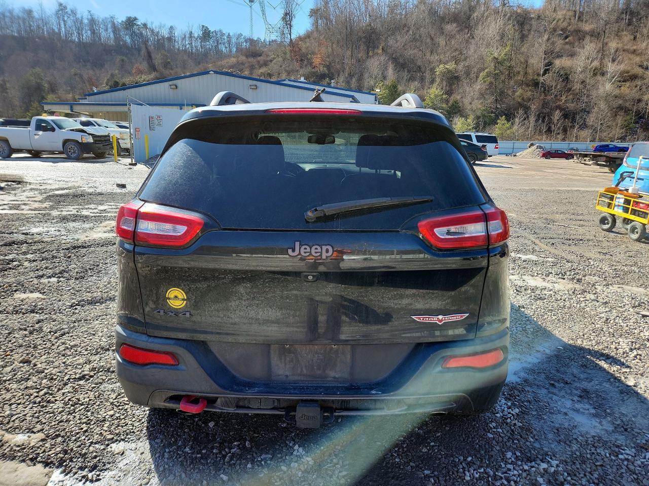 2016 Jeep Cherokee Trailhawk - Фото 6