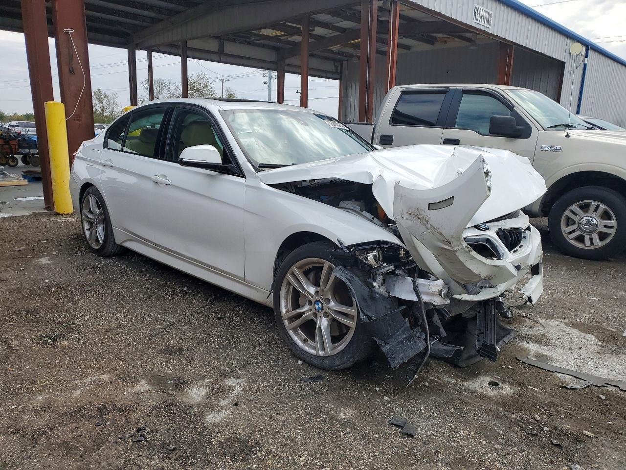 2018 BMW 330 I - Фото 4