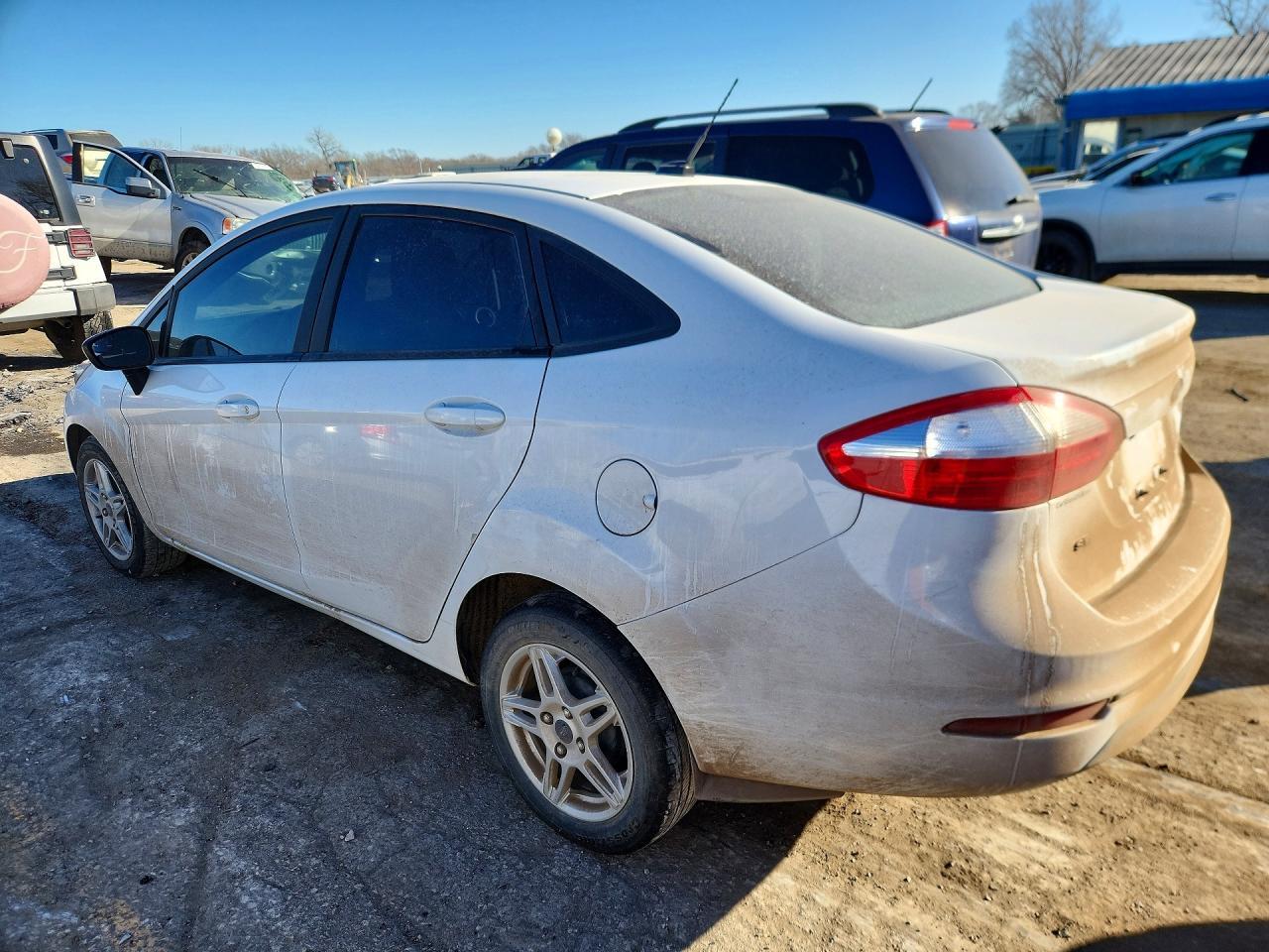 2019 Ford Fiesta Se - Фото 2