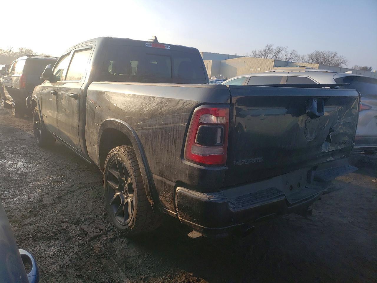 2021 Ram Trucks 1500 Laramie - Фото 2