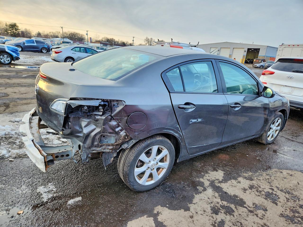 2010 Mazda 3 I - Фото 3