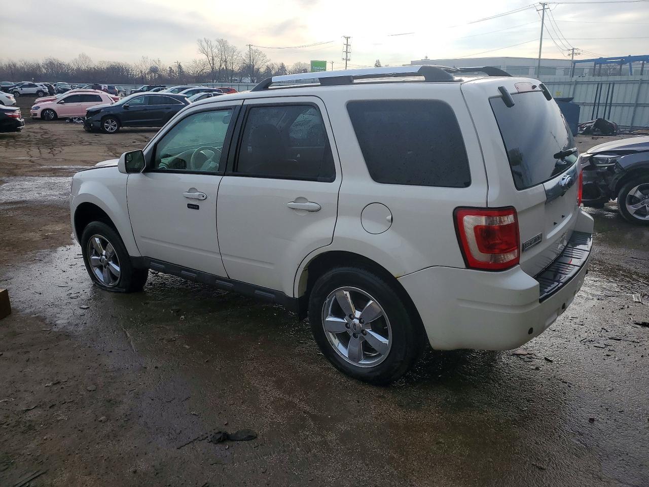 2012 Ford Escape Limited - Фото 2