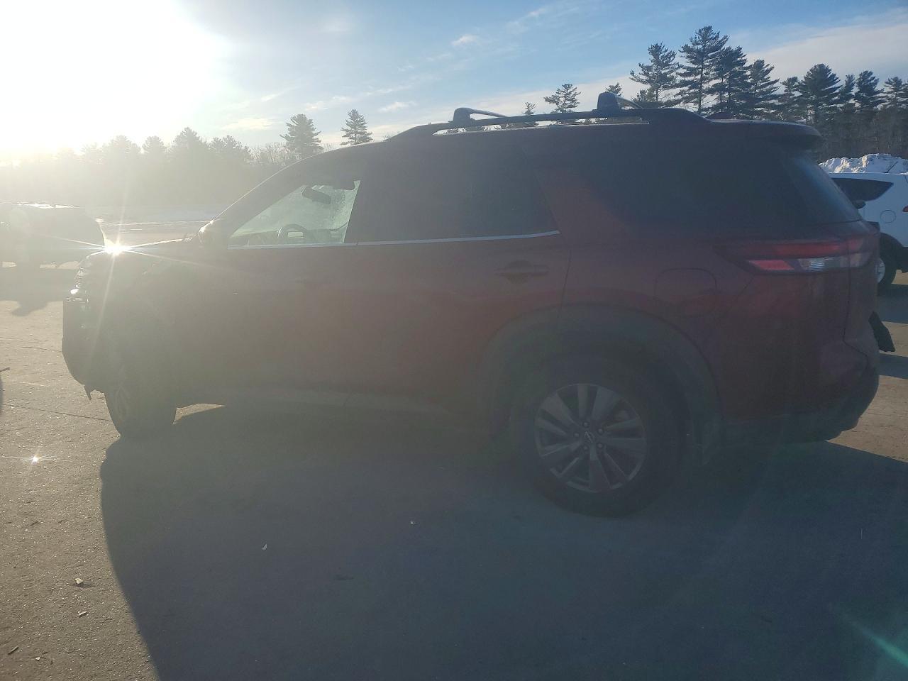2022 Nissan Pathfinder Sv - Фото 2