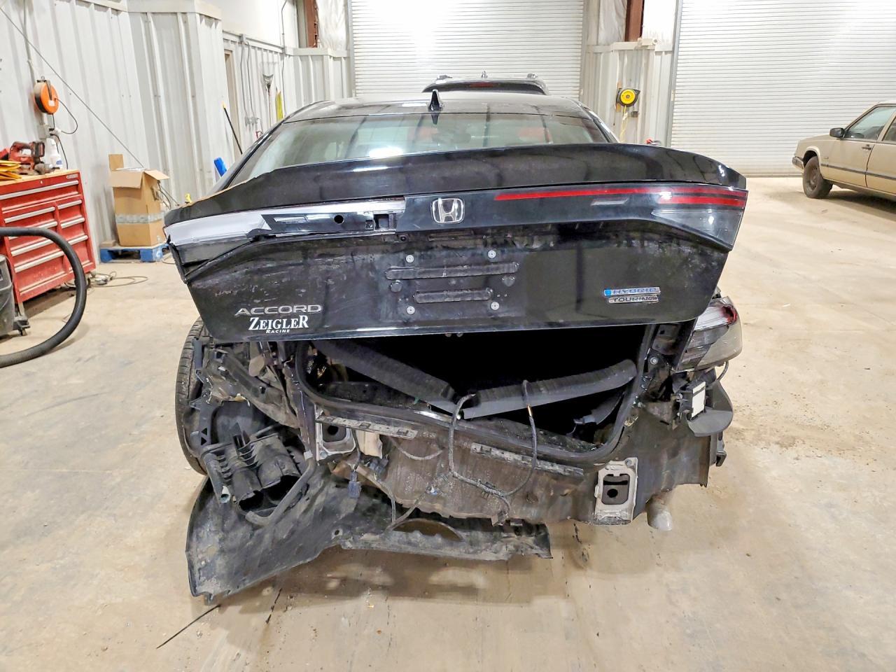 2025 Honda Accord Touring Hybrid - Фото 6