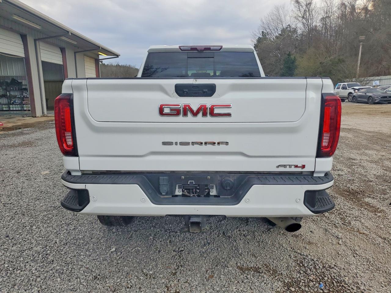 2022 GMC Sierra K2500 At4 - Image 6