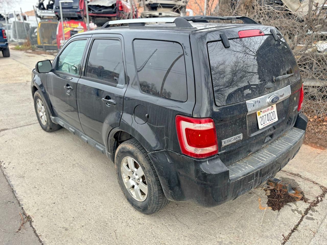 2011 Ford Escape Limited - Фото 3