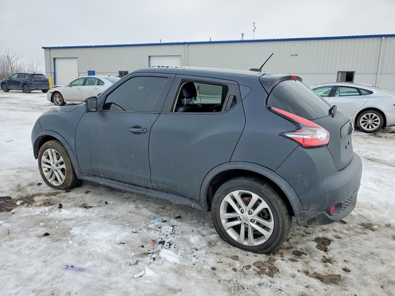 2015 Nissan Juke Sl - Image 2
