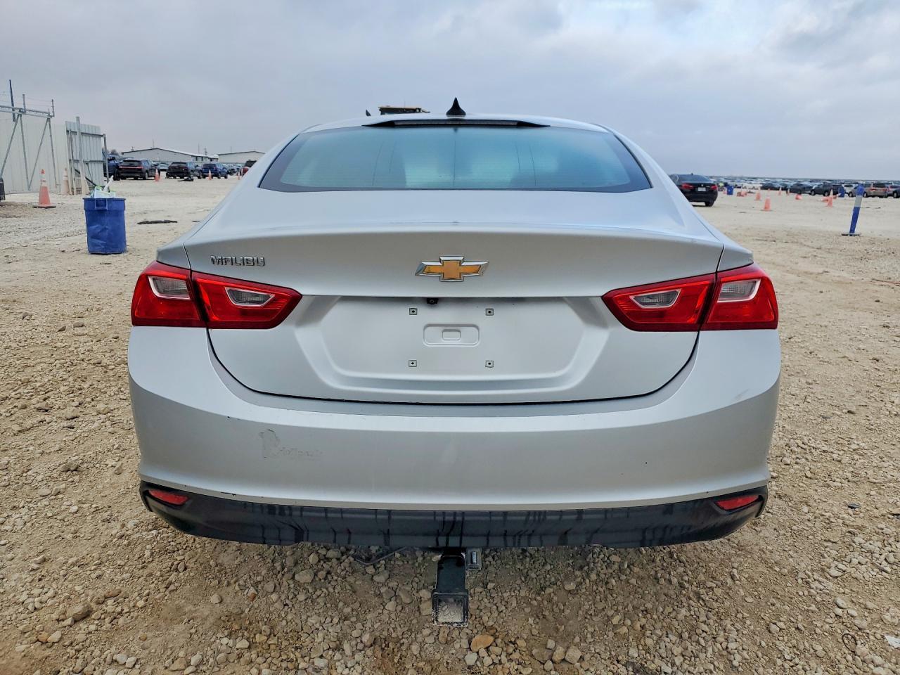 2020 Chevrolet Malibu Ls - Фото 6
