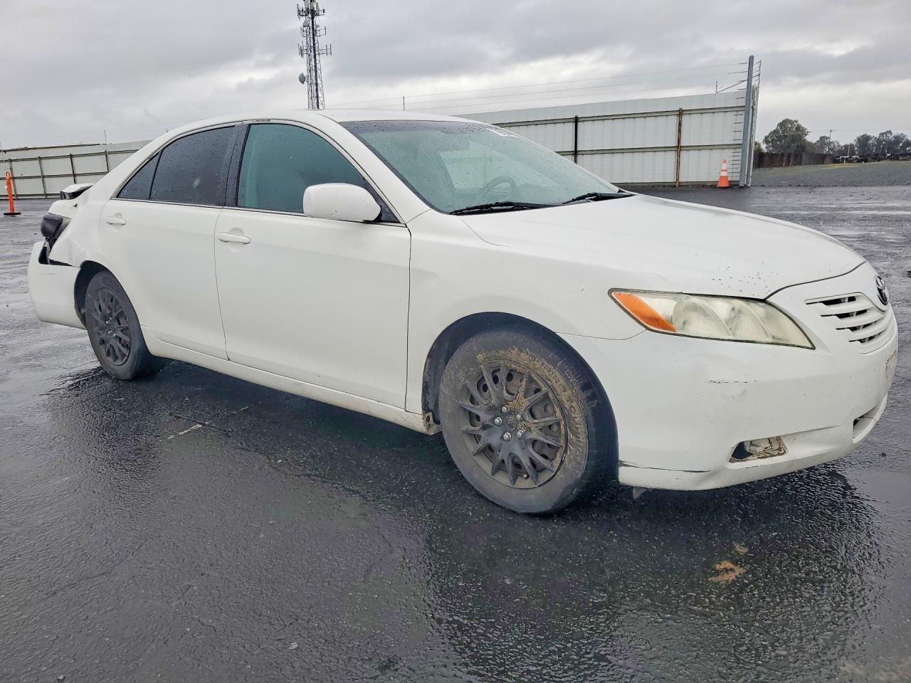 2008 Toyota Camry Le - Фото 4