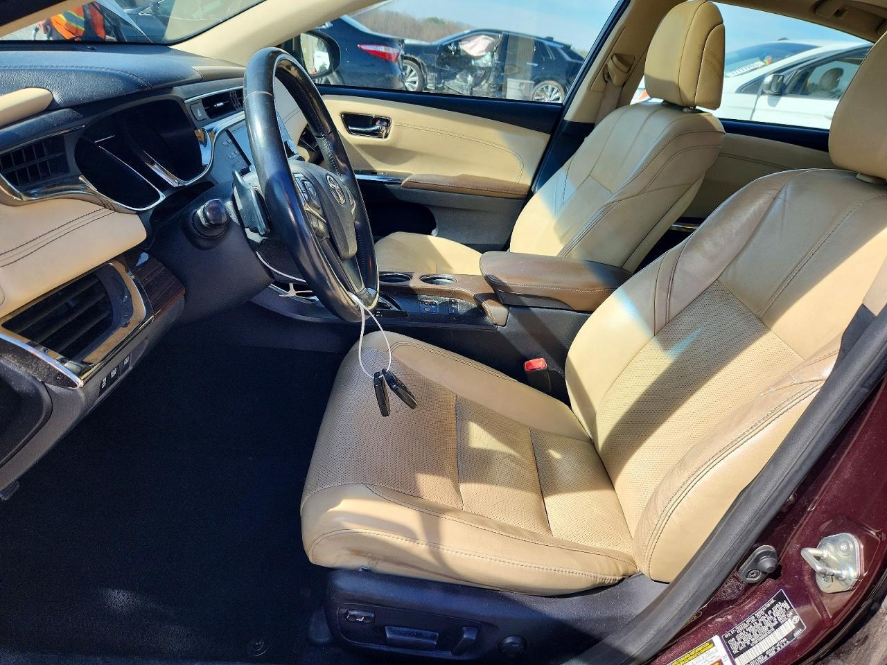 2013 Toyota Avalon Limited - Image 7