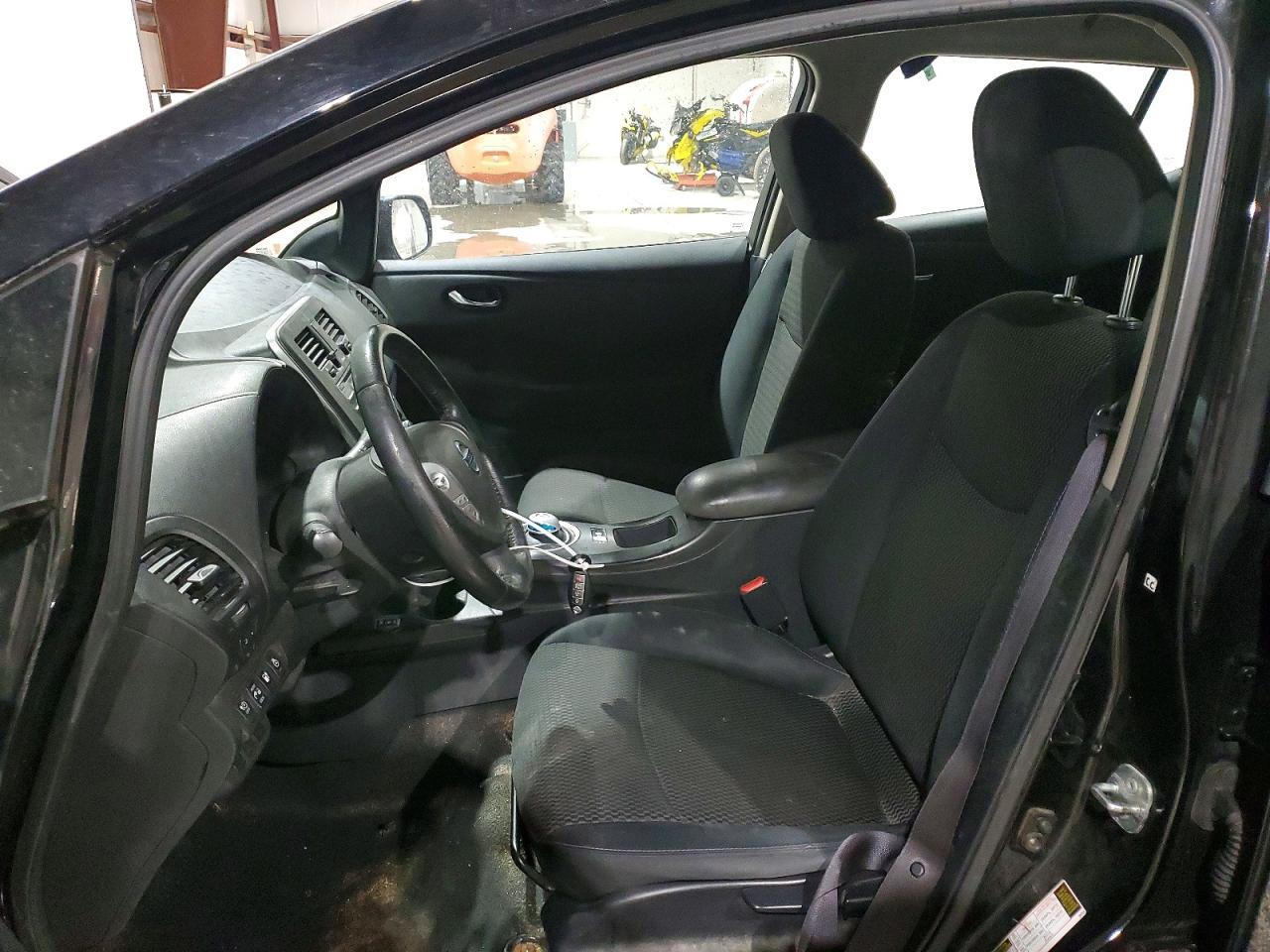 2013 Nissan Leaf S - Фото 7