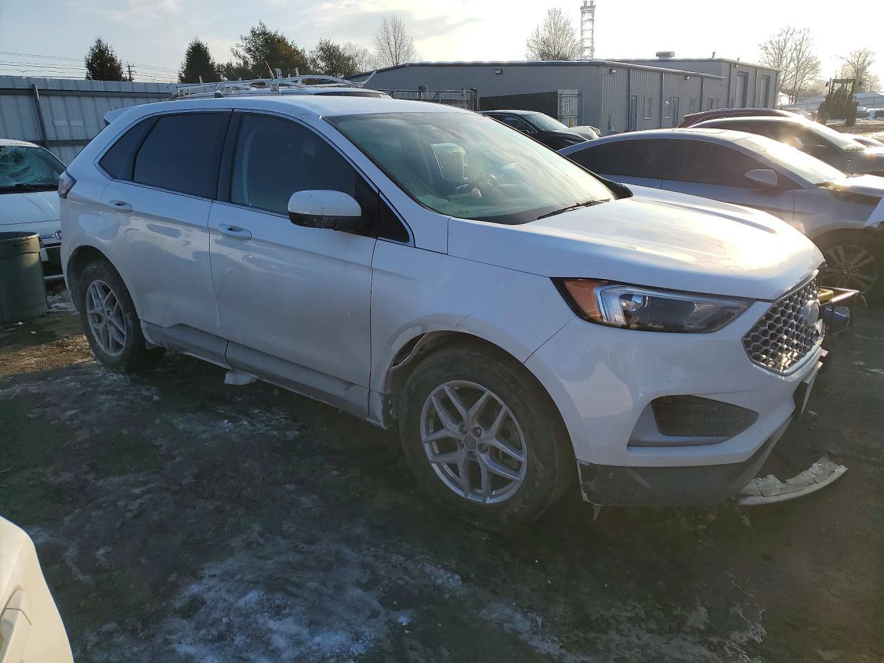 2023 Ford Edge Sel - Image 4