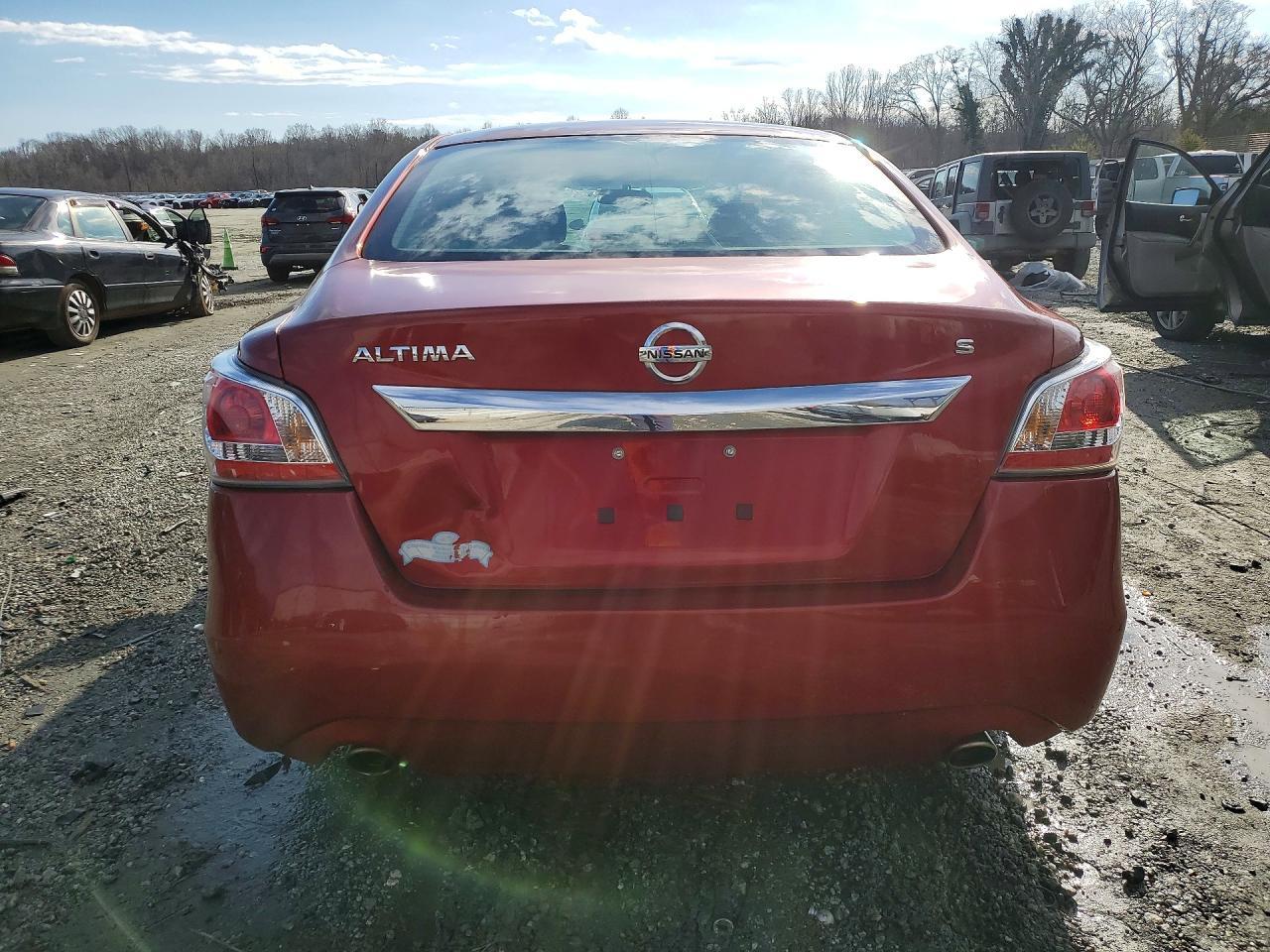 2015 Nissan Altima 2.5 S - Фото 6