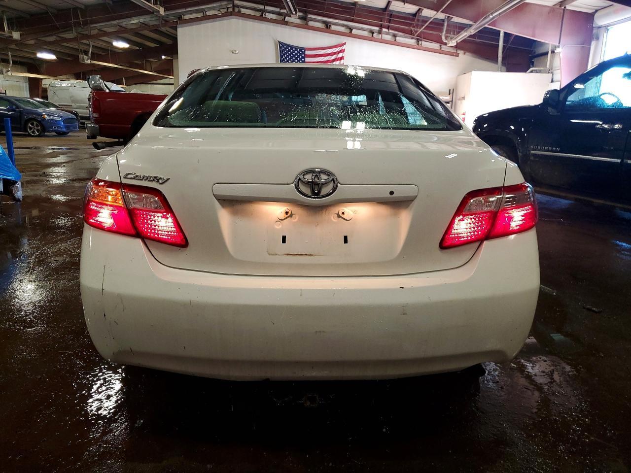 2009 Toyota Camry Base - Image 6