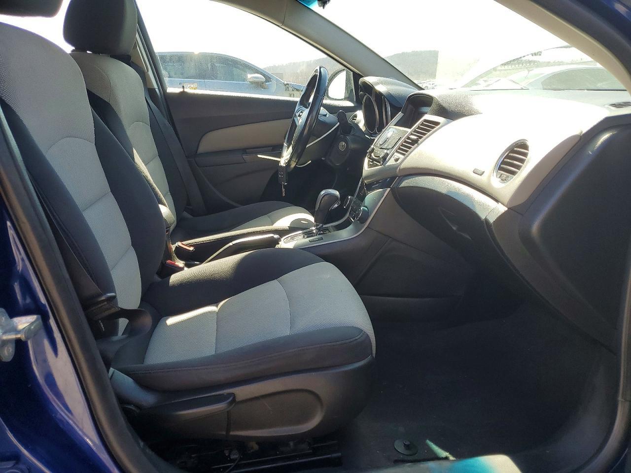 2012 Chevrolet Cruze Lt - Фото 7