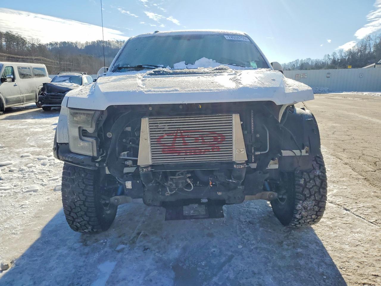 2017 Ford F150 Raptor - Image 5