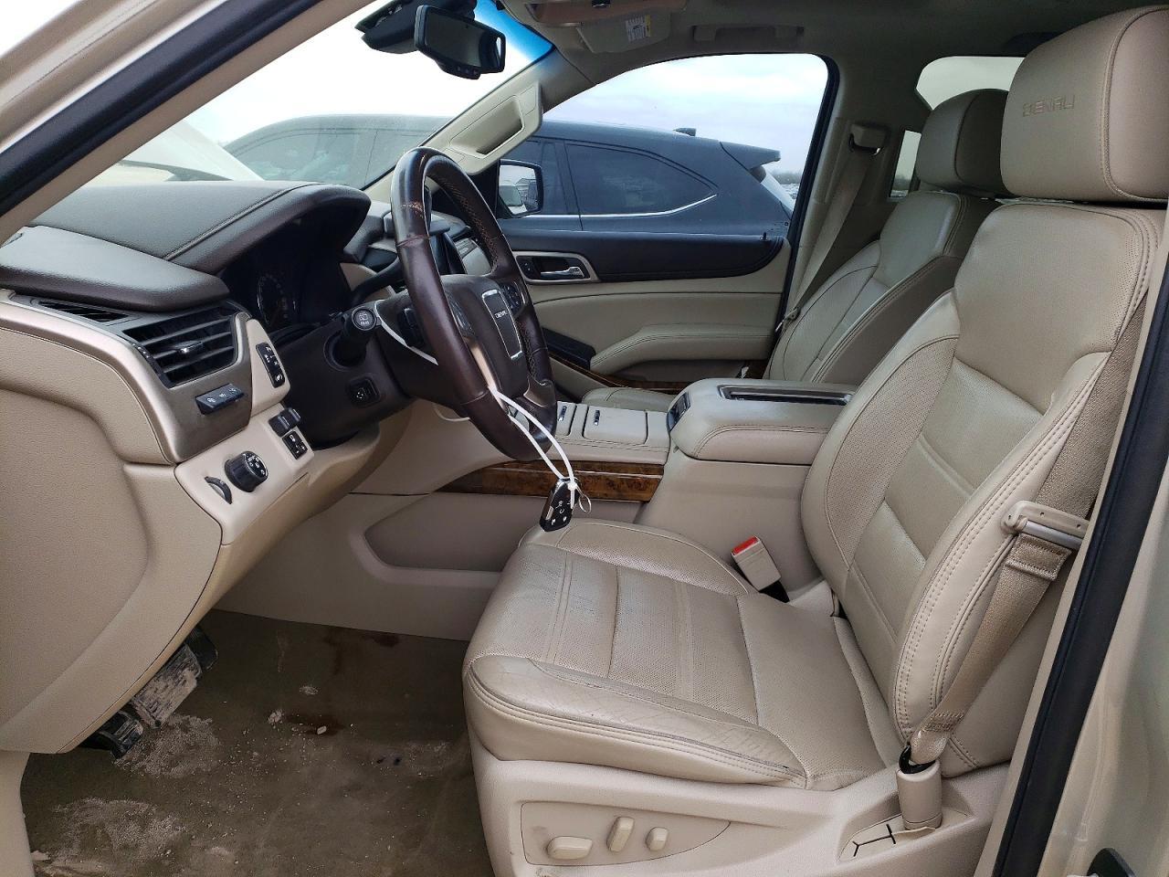 2016 GMC Yukon Xl Denali - Фото 7