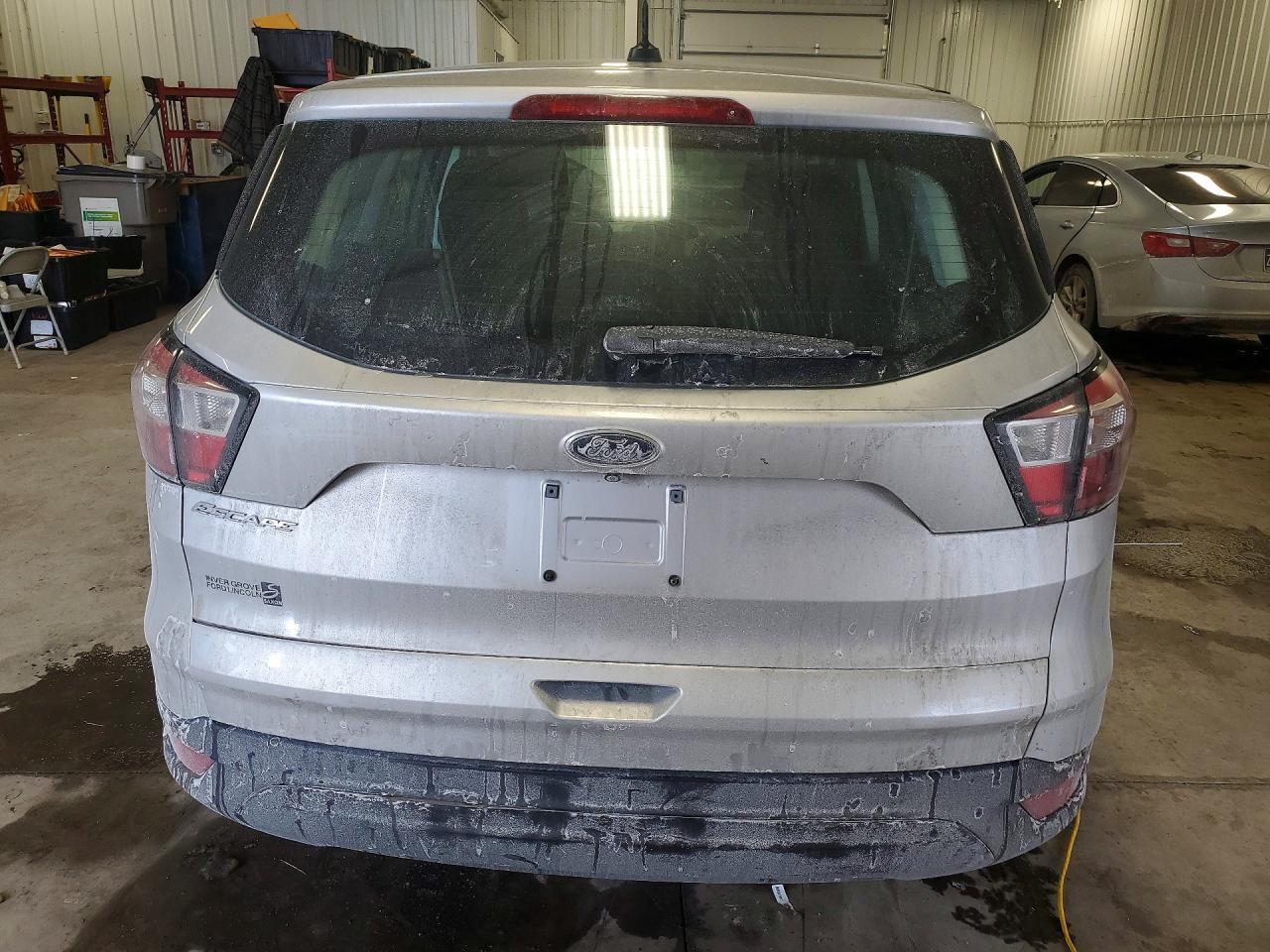 2018 Ford Escape S - Фото 6