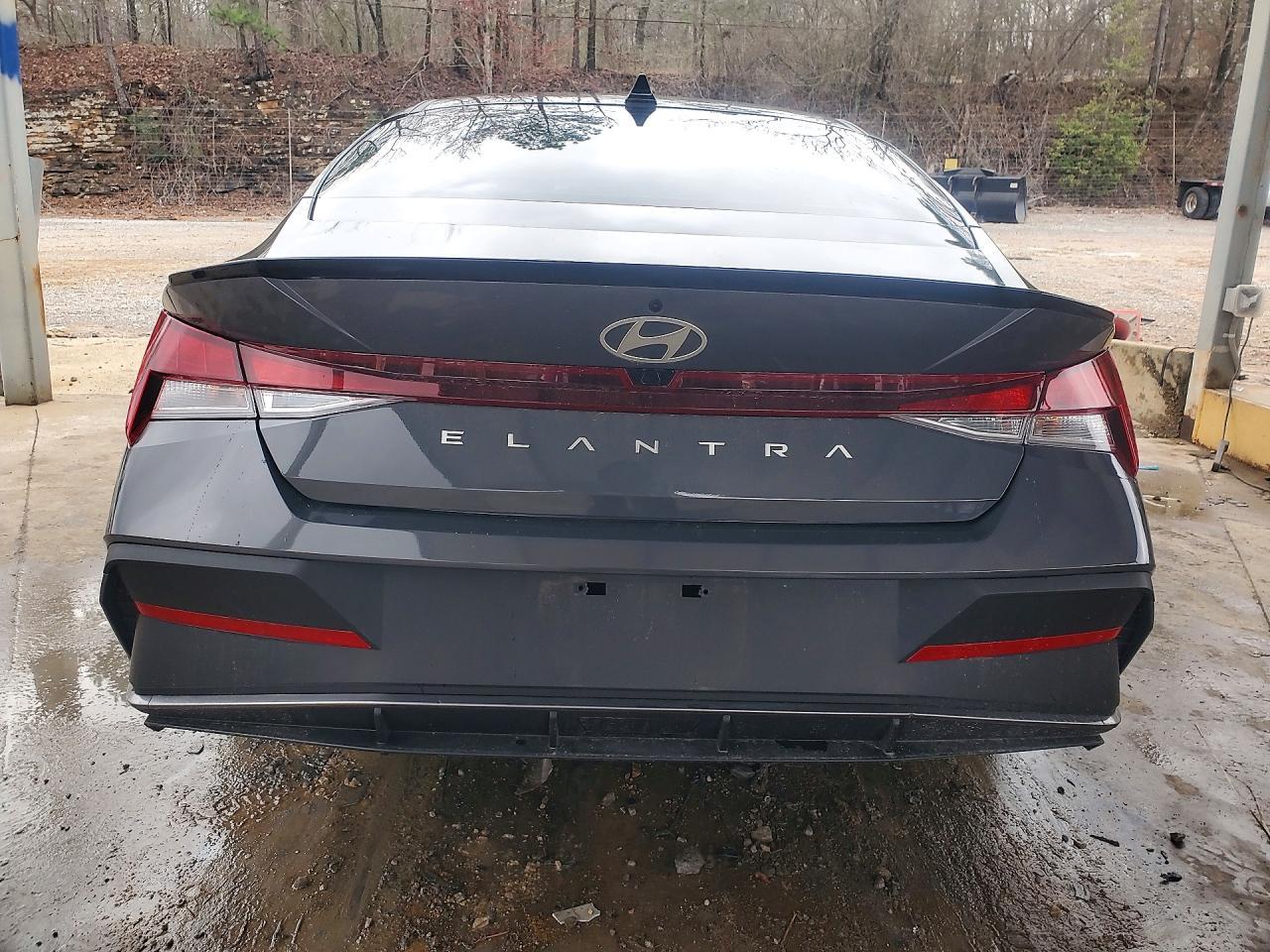 2025 Hyundai Elantra Sel Sport - Фото 6