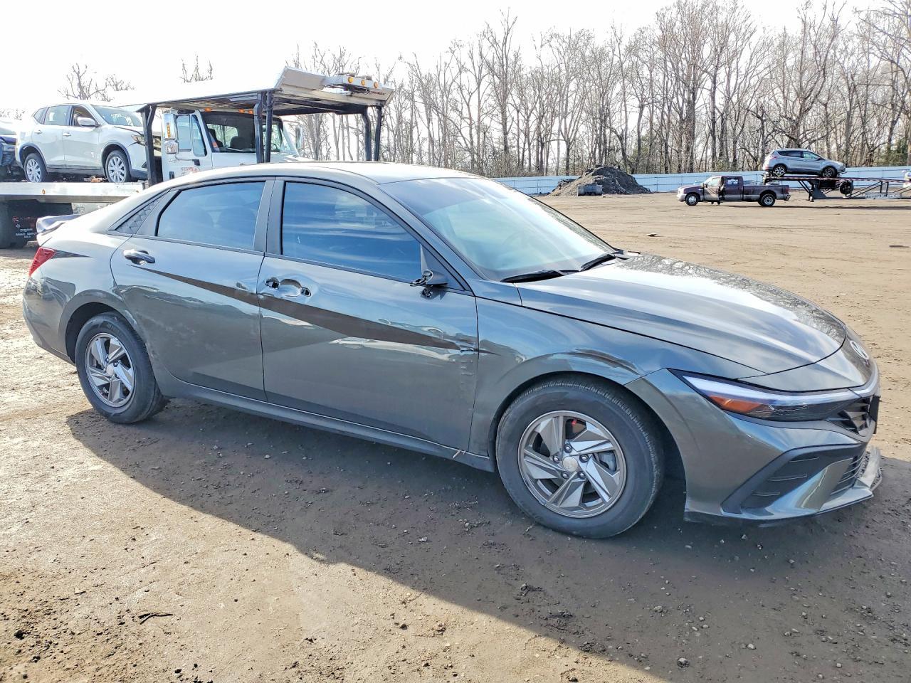 2024 Hyundai Elantra Se - Фото 4