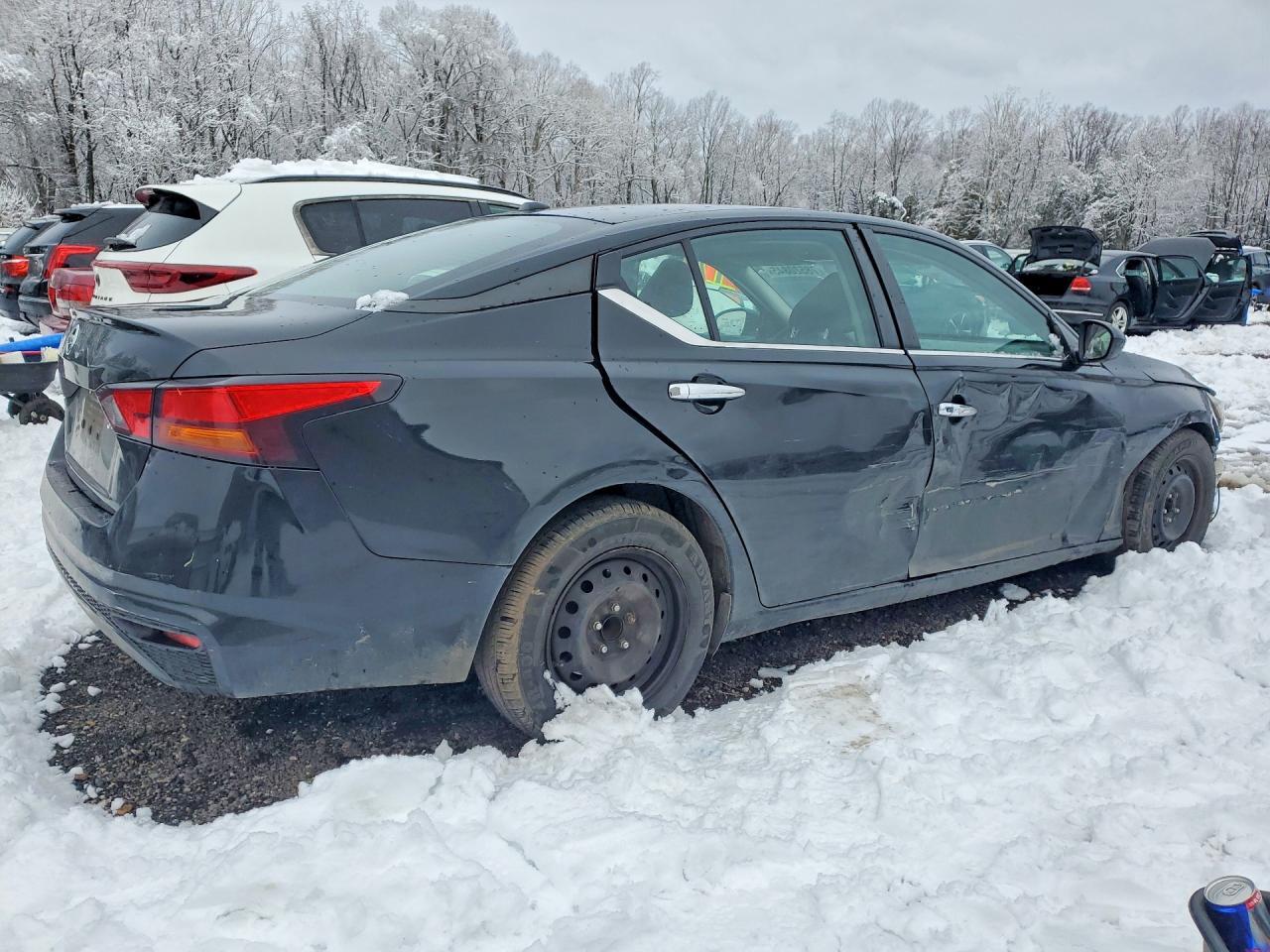 2020 Nissan Altima 2.5 S - Фото 3