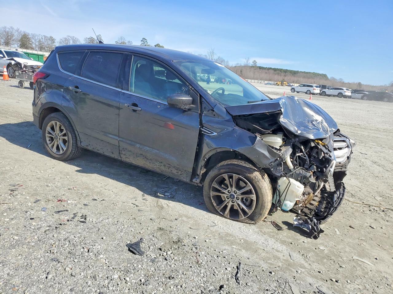 2019 Ford Escape - Фото 4