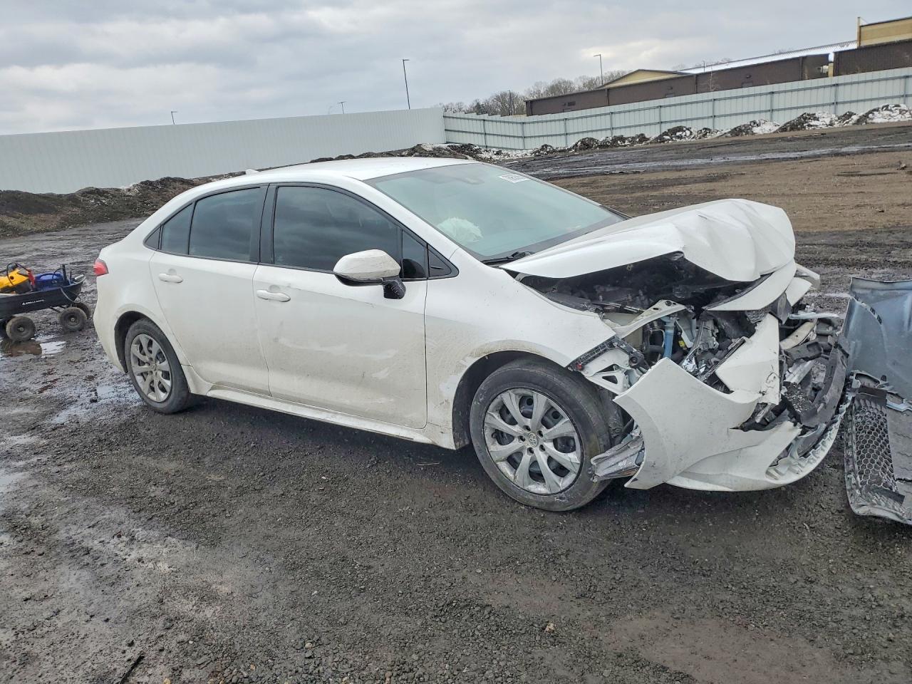 2021 Toyota Corolla Le - Фото 4