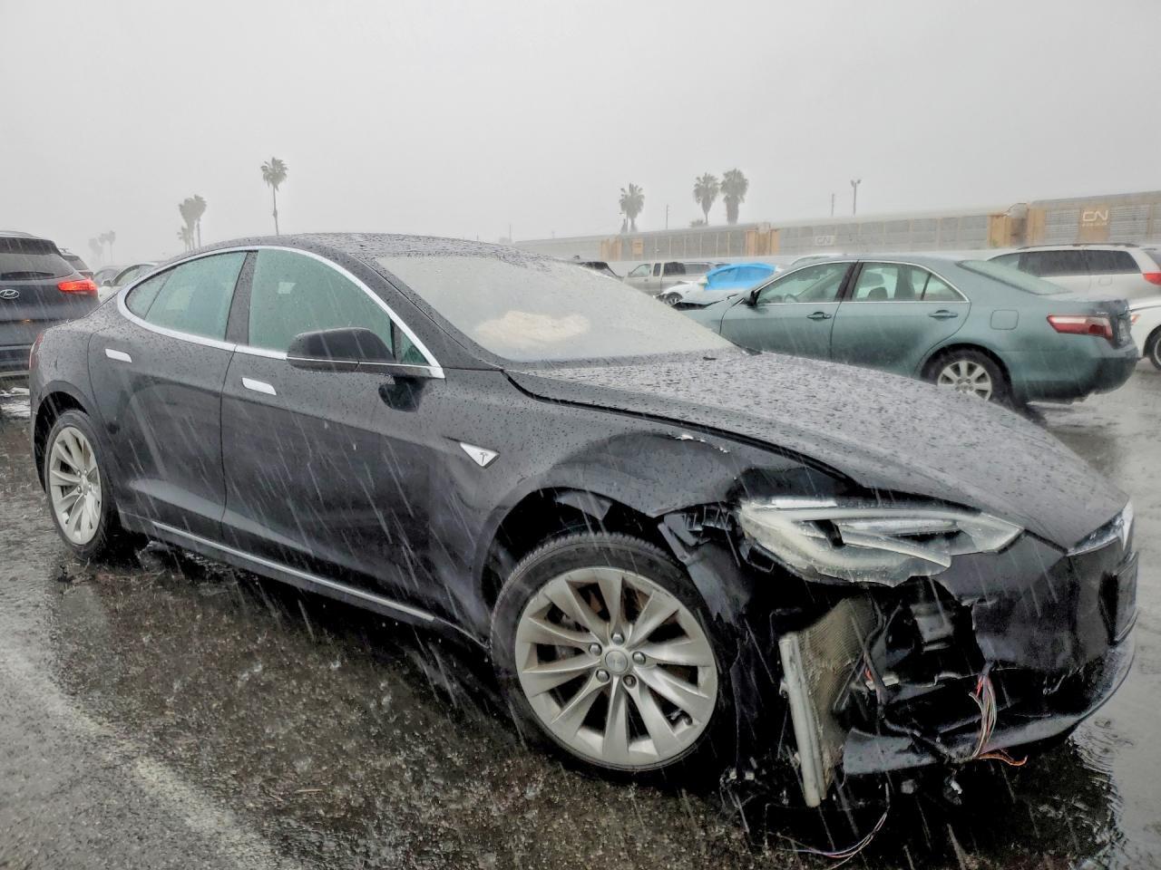 2016 Tesla Model S - Фото 4