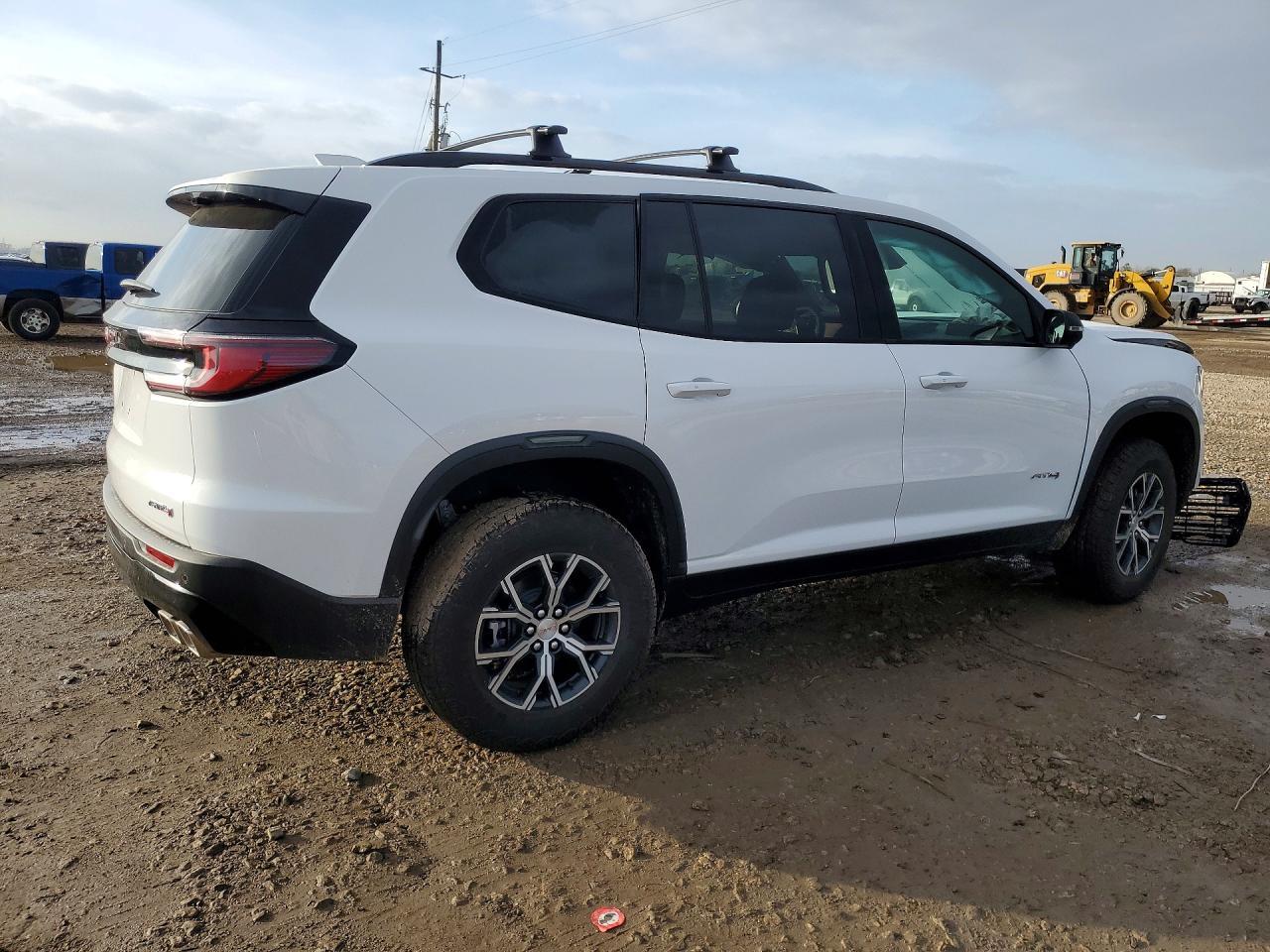 2026 GMC Acadia At4 - Image 3